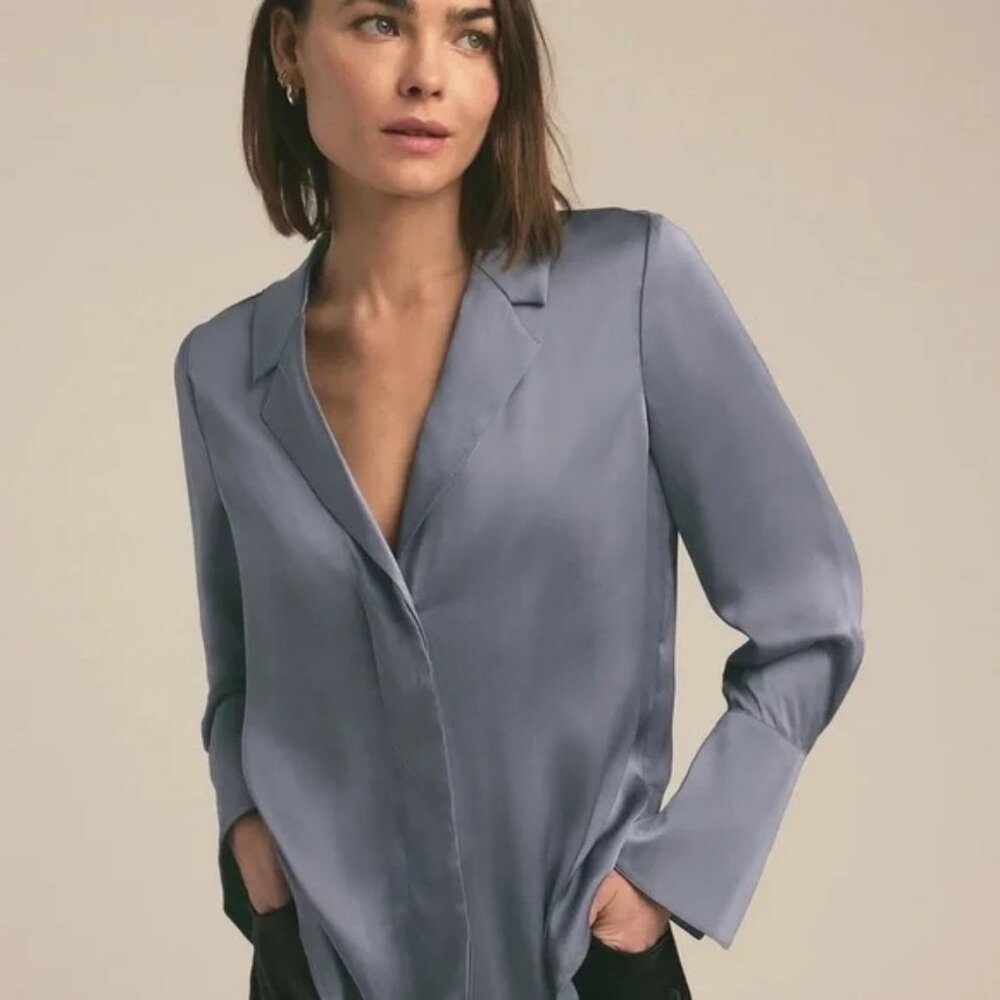 NWOT Favorite Daughter Gray Blouse XS